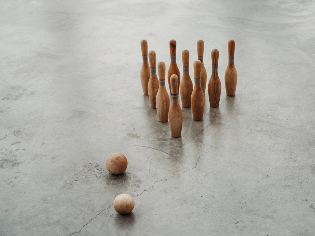 Natural bowling set