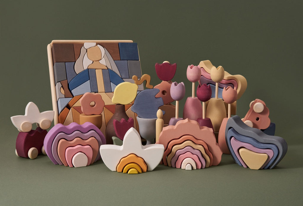 Narcissus Arcs – Wooden Stacking Toy