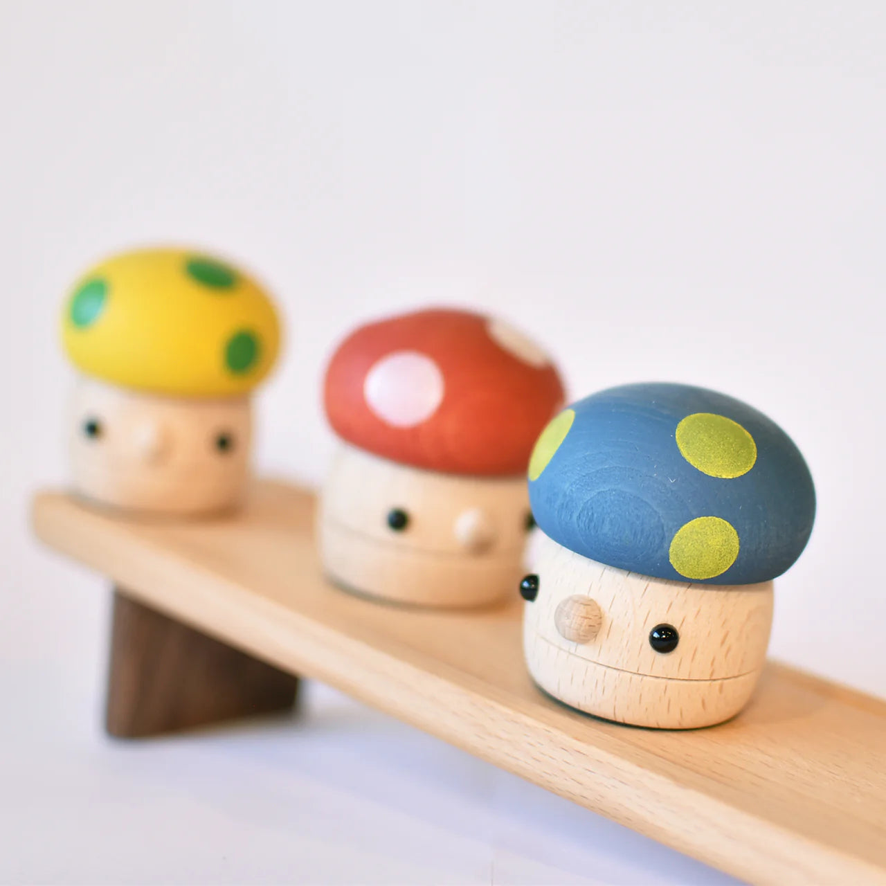 Donguri Kinoko Ramp Walker - Acorn Mushroom Blue