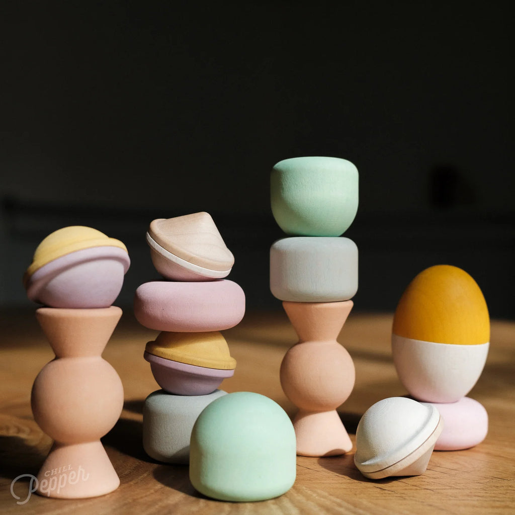 Chill Pepper Treats – Wooden Stacking & Spinning Game (13 pcs)