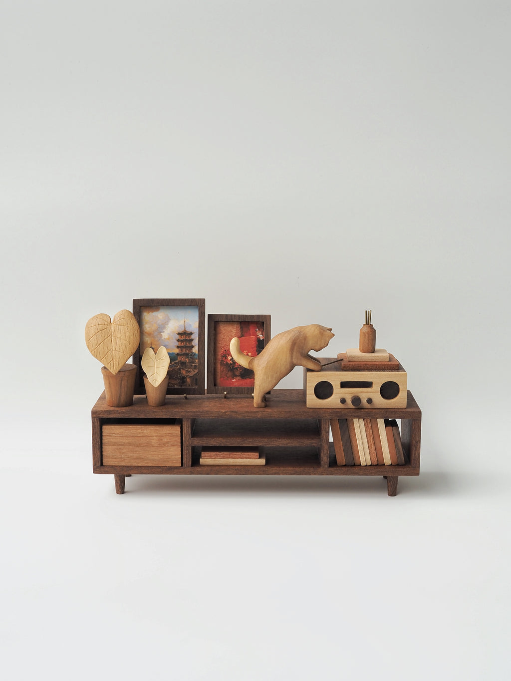 TV Console - 'The Simple Daily' Series 04