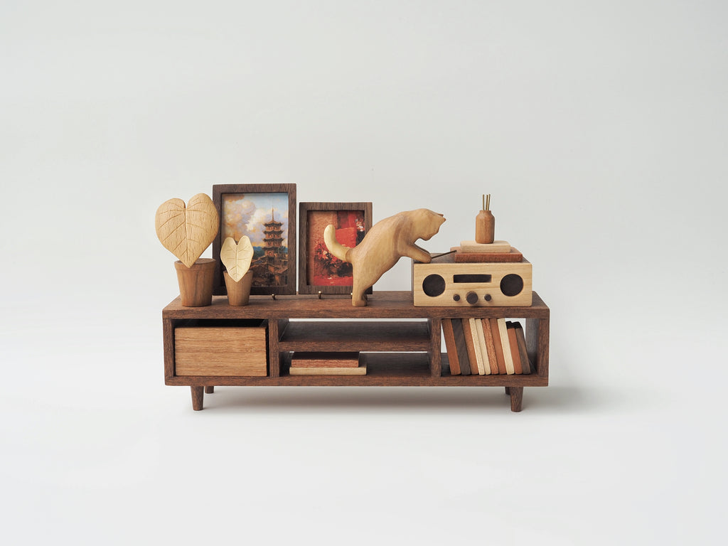 TV Console - 'The Simple Daily' Series 04