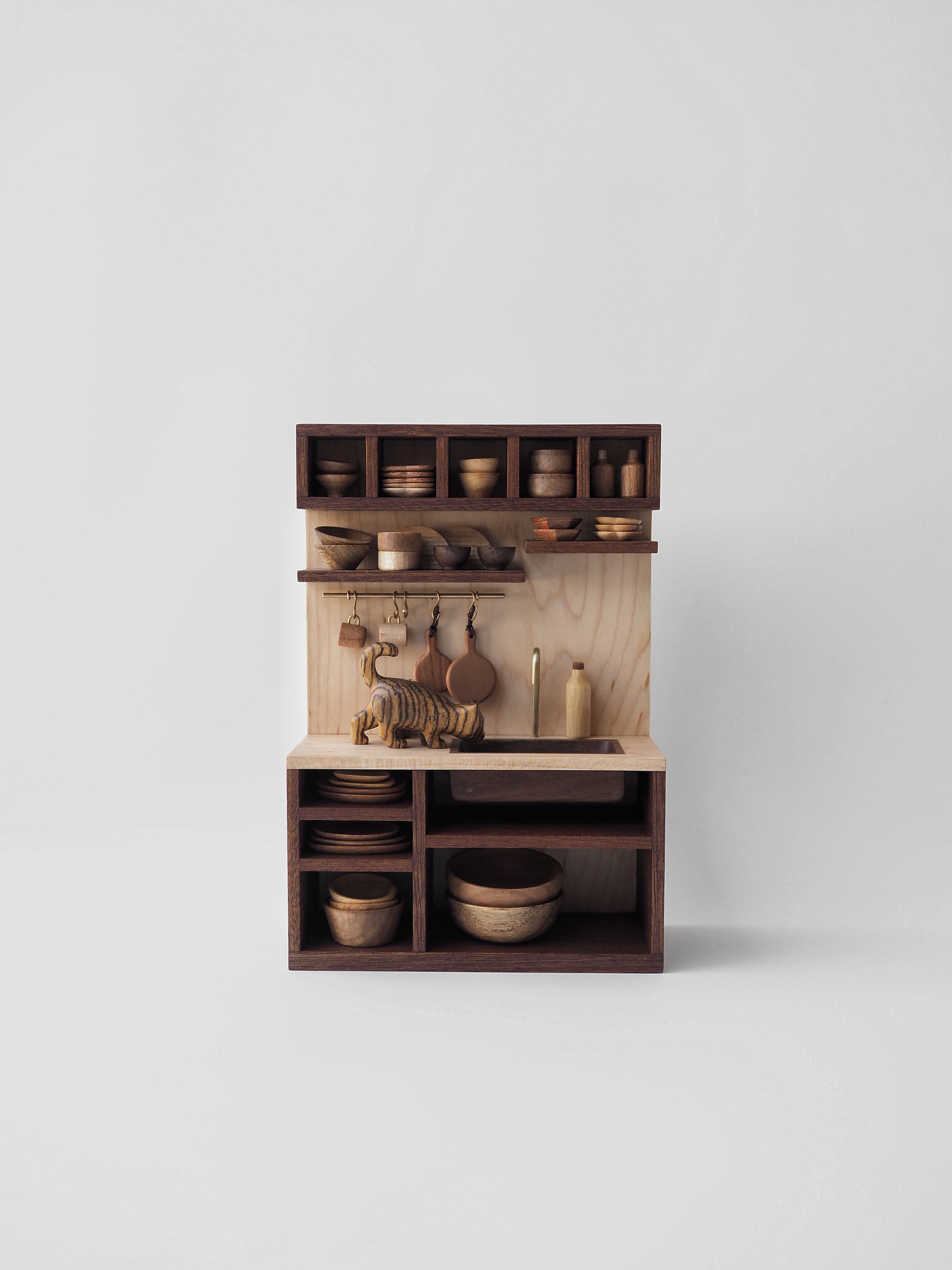 Kitchen B: Cabinets - "The Simple Daily" Series 06