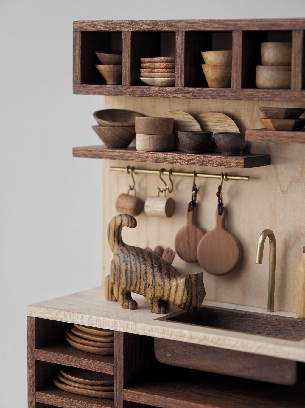 Kitchen B: Cabinets - "The Simple Daily" Series 06