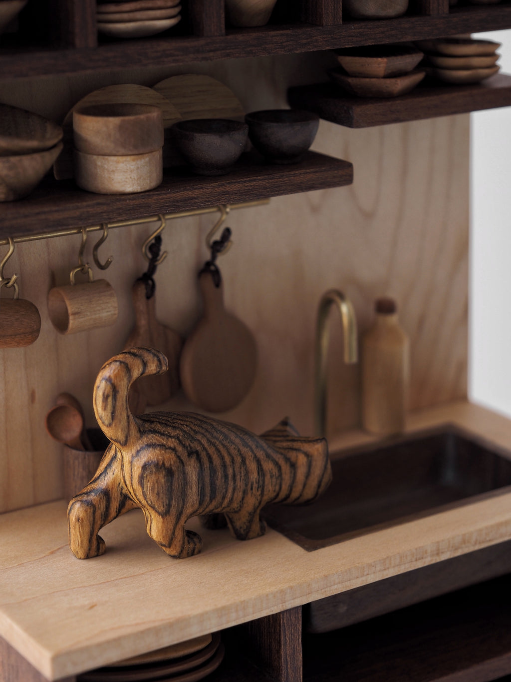 Kitchen B: Cabinets - "The Simple Daily" Series 06