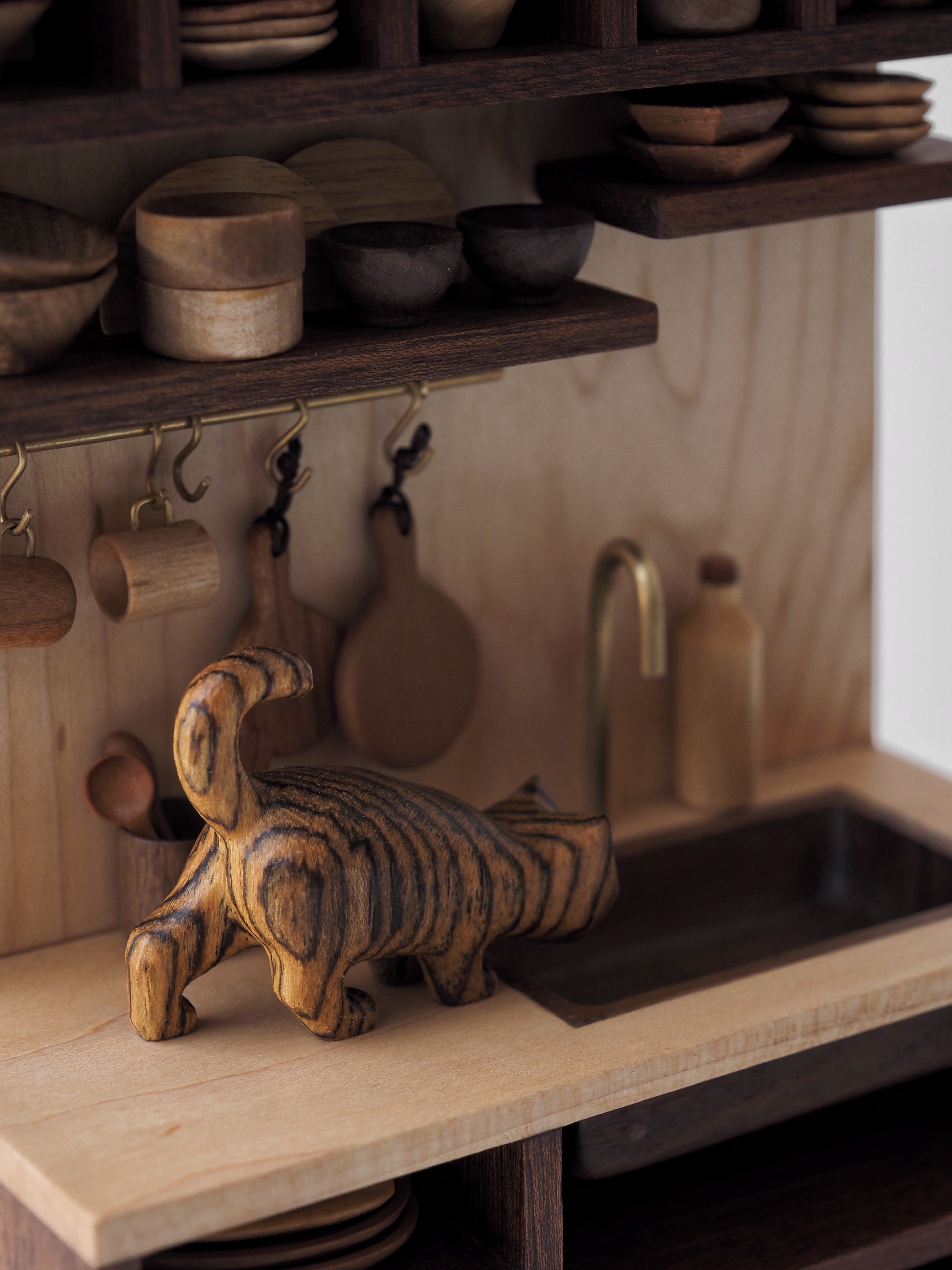 Kitchen B: Cabinets - "The Simple Daily" Series 06