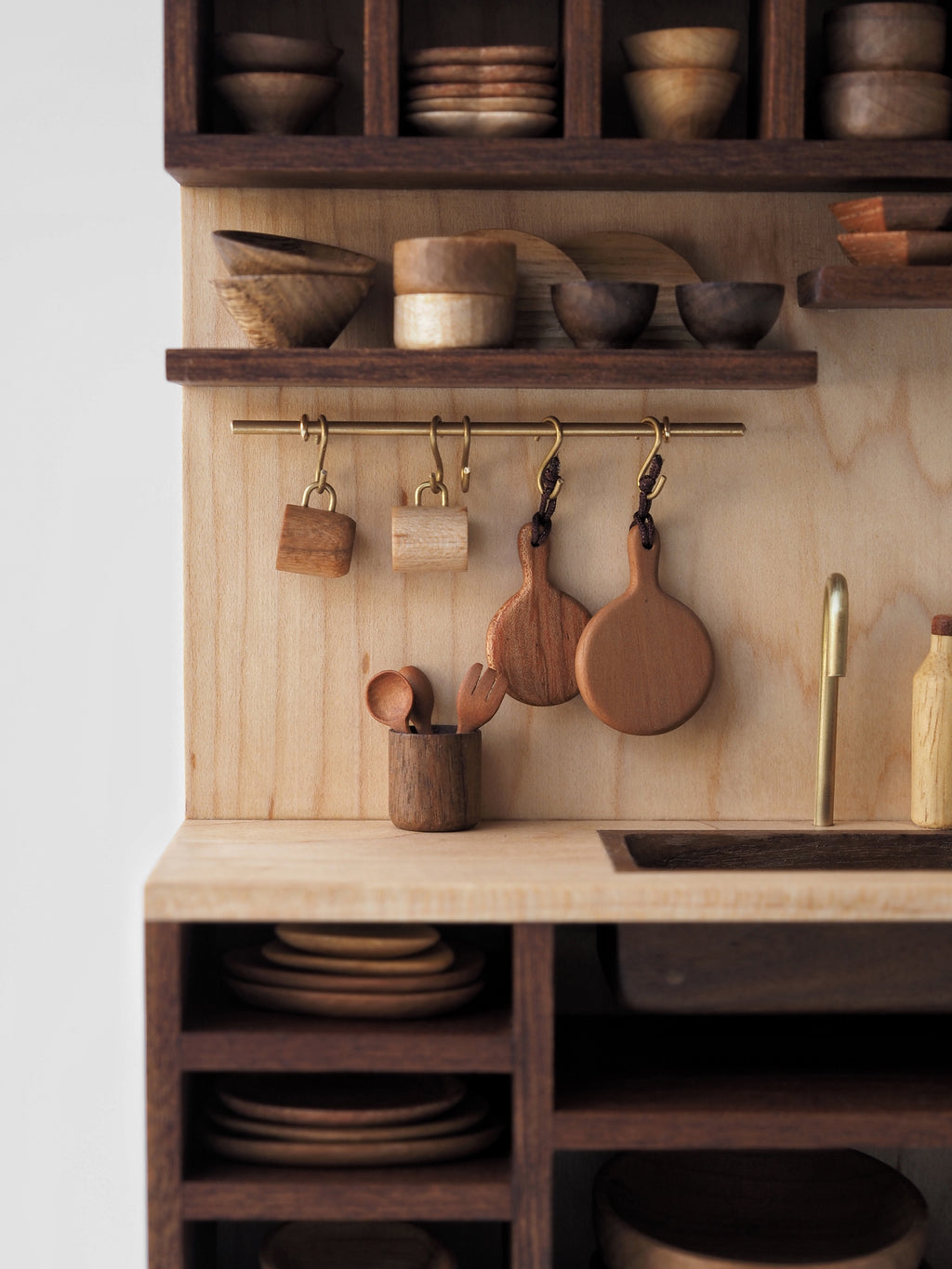 Kitchen B: Cabinets - "The Simple Daily" Series 06