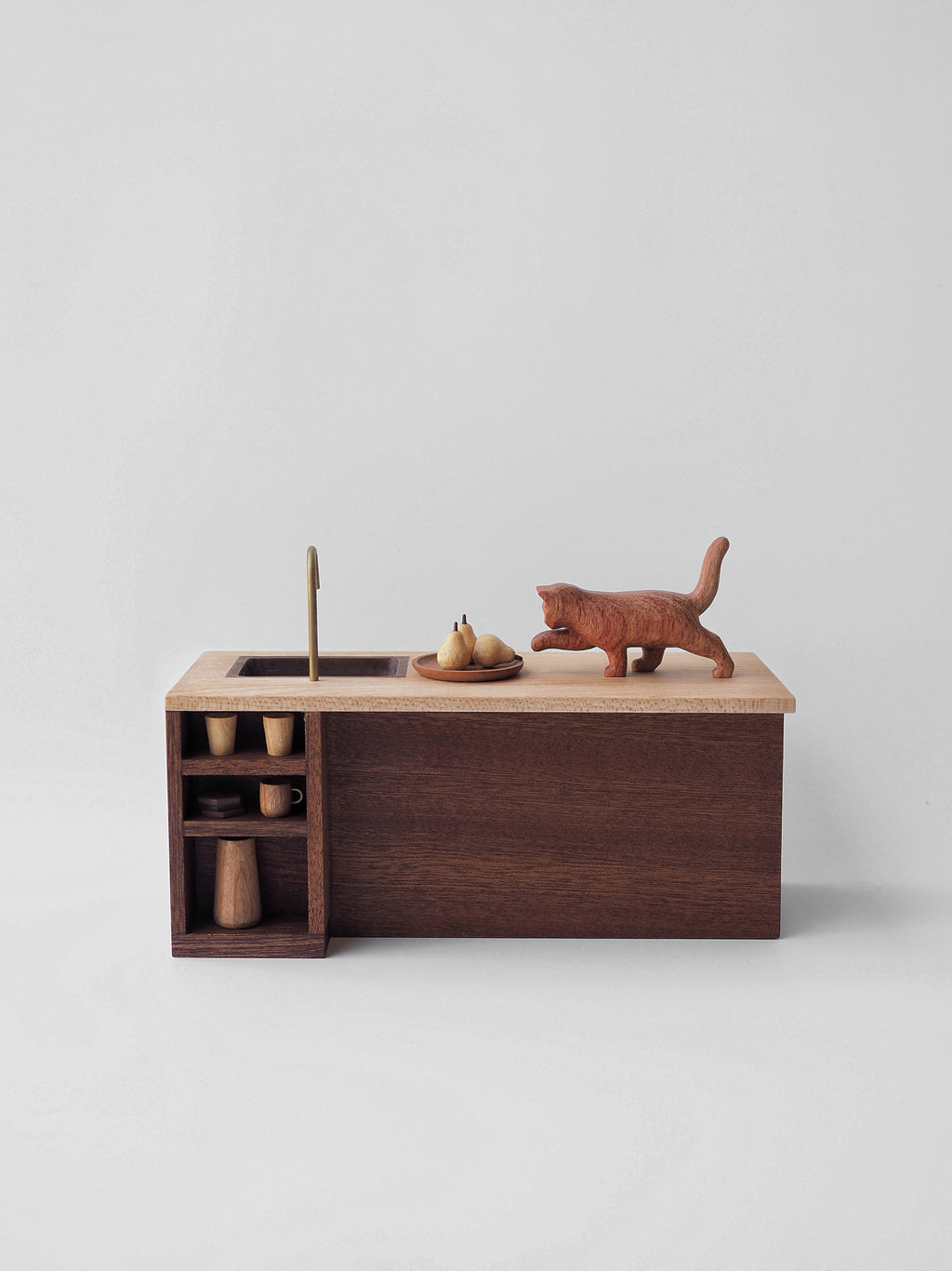 Kitchen C: Island & Bar - “The Simple Daily" Series 07