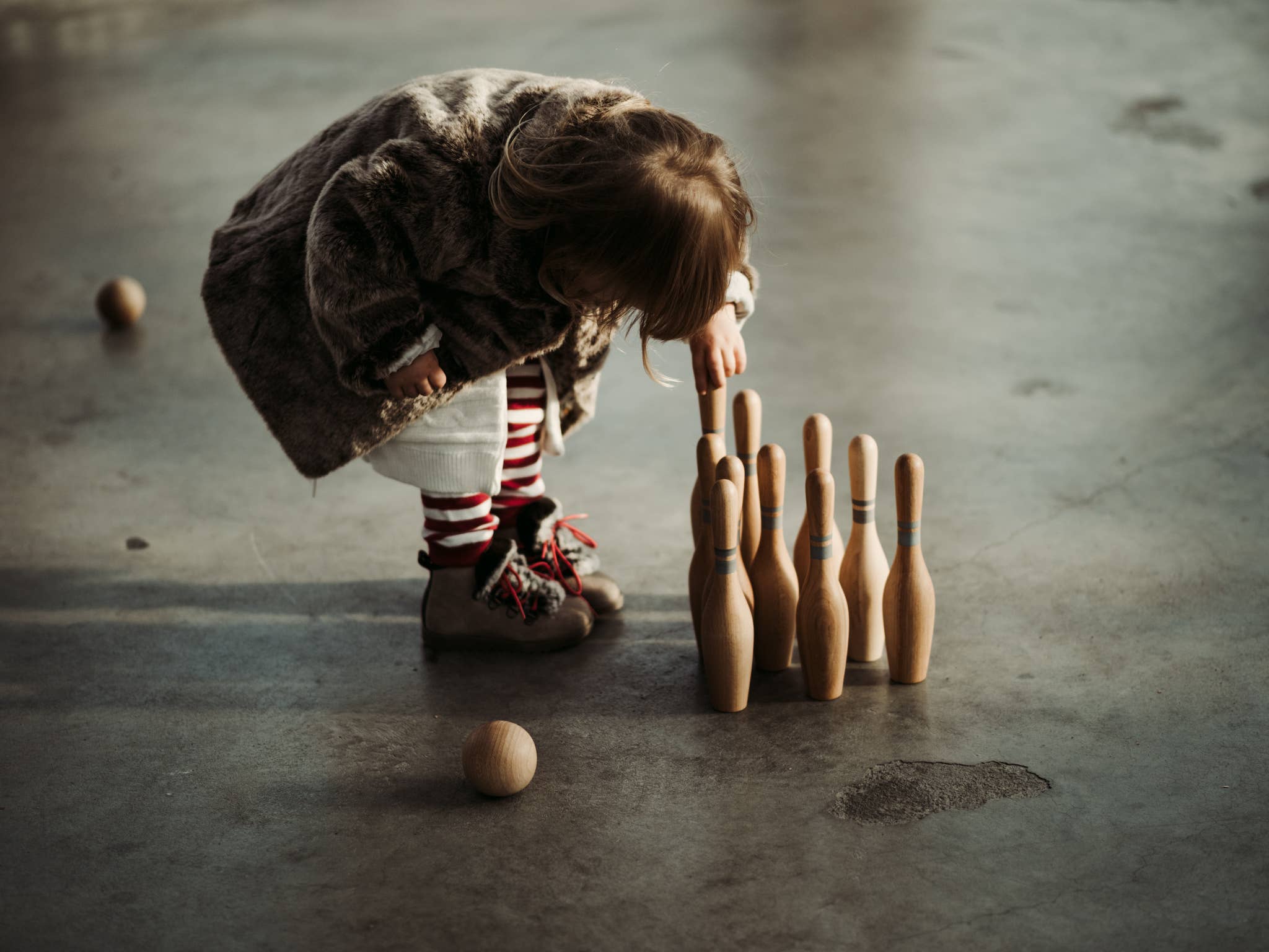 Natural bowling set